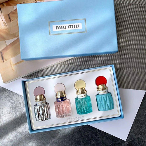 Coffret Miu Miu – 4 Mini Parfums Féminins (4 x 15ml)